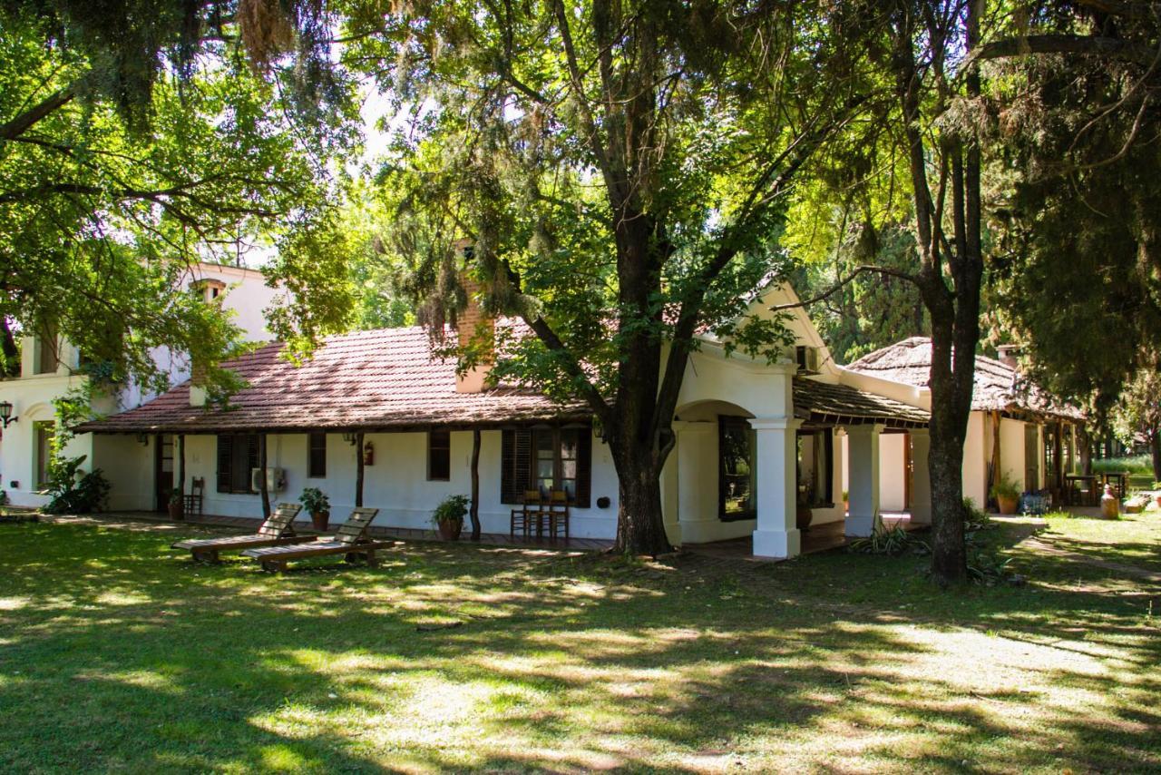 Estancia La Cinacina Hotell San Antonio de Areco Exteriör bild